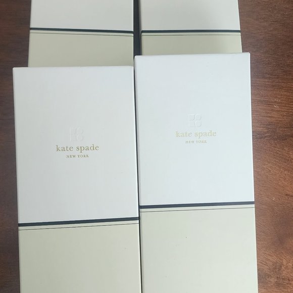 Kate Spade Larabee Dot Stainless Steel 5 piece Flatware Set (4 sets= 20 pieces) - Picture 7 of 9